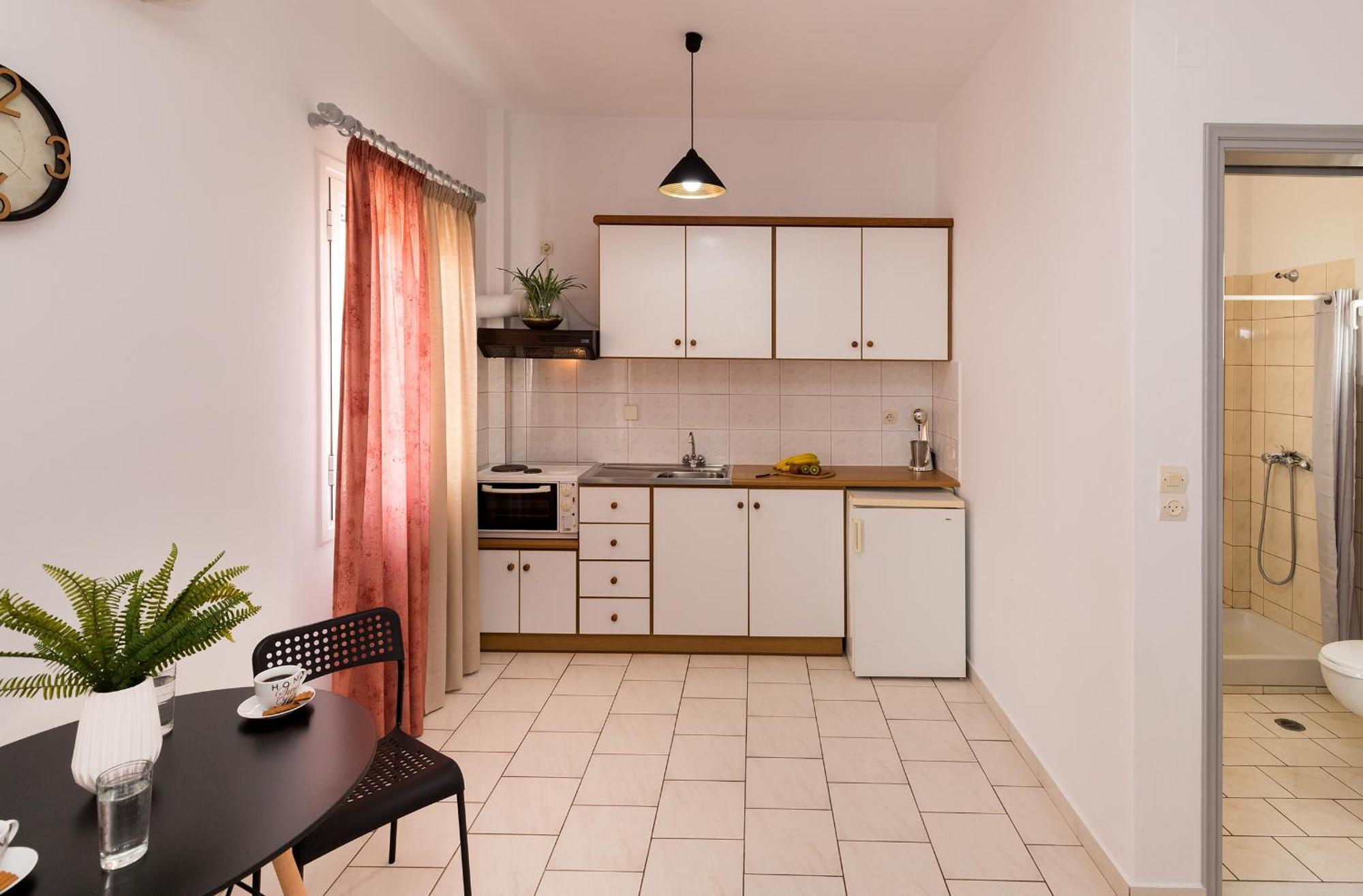 Letta'S Apartments Финикас Екстериор снимка