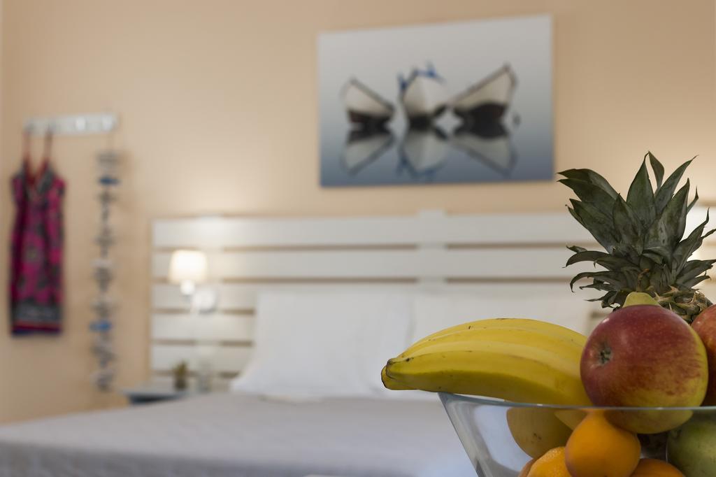 Letta'S Apartments Финикас Екстериор снимка